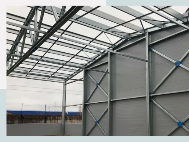 Каркасные ангары от СтальСтрой-Мнс по цене от 610 руб.